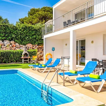 Villa Grace By Es Mercadal